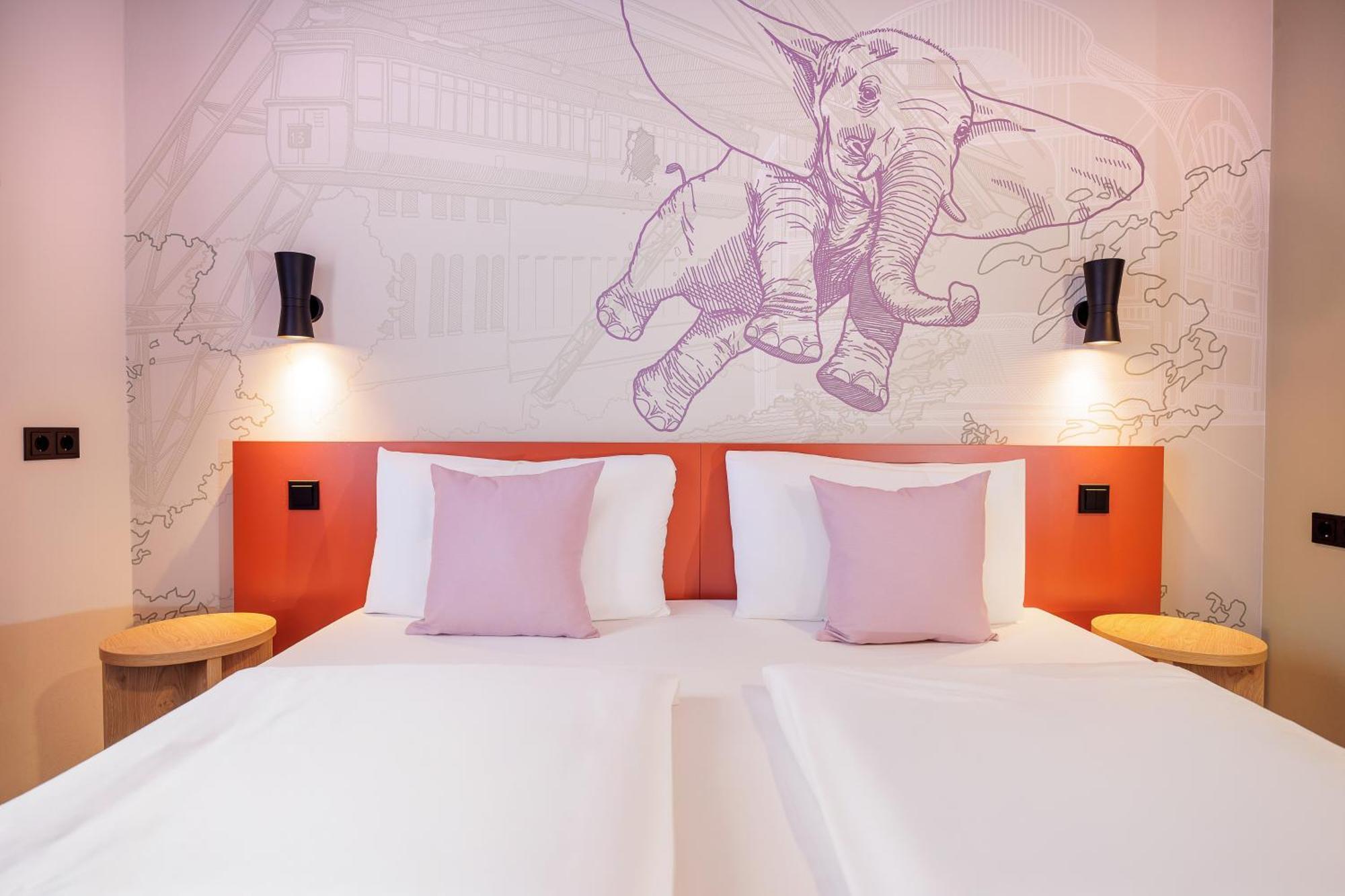 Mcdreams Hotel Wuppertal City Ngoại thất bức ảnh