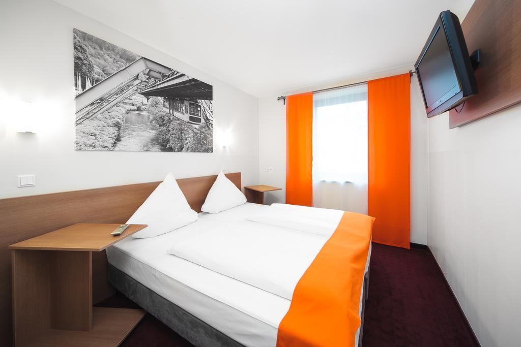 Mcdreams Hotel Wuppertal City Ngoại thất bức ảnh