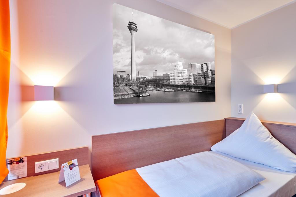 Mcdreams Hotel Wuppertal City Ngoại thất bức ảnh