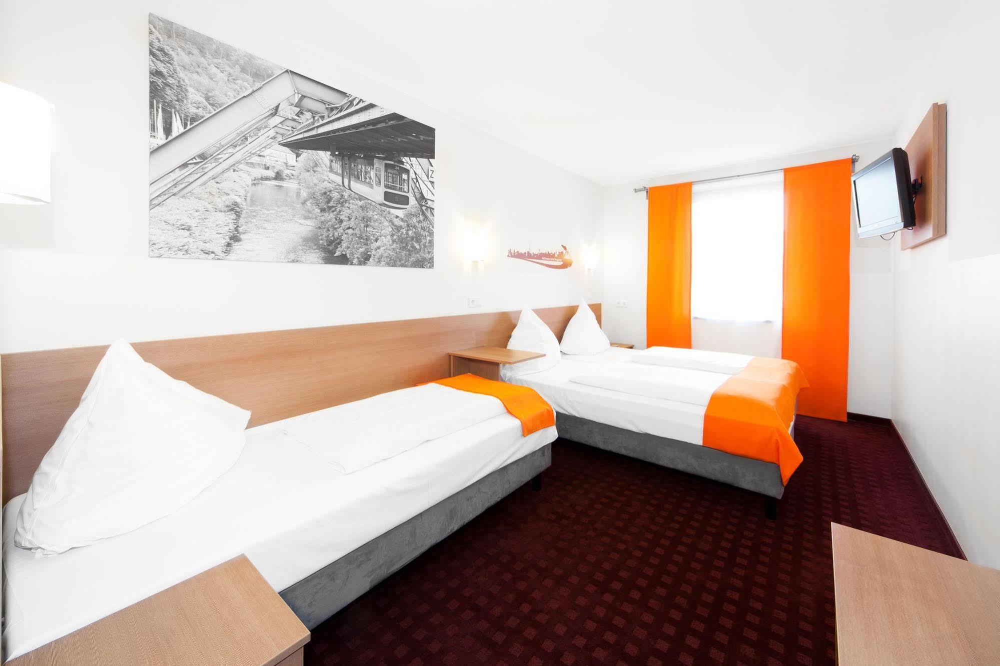 Mcdreams Hotel Wuppertal City Ngoại thất bức ảnh